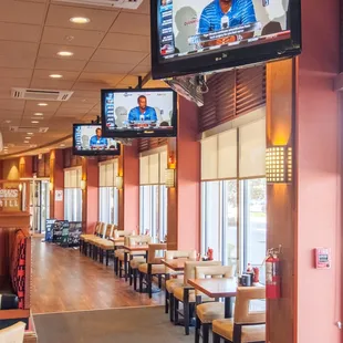 televisions in a restaurant