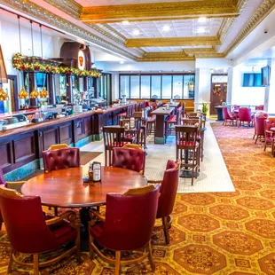 the bar and dining area