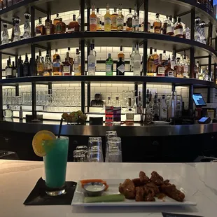 Great food and great drinks! 5/5 stars! Excellent service as well. The manager Patrick is extremely welcoming!