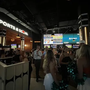 a large group of people