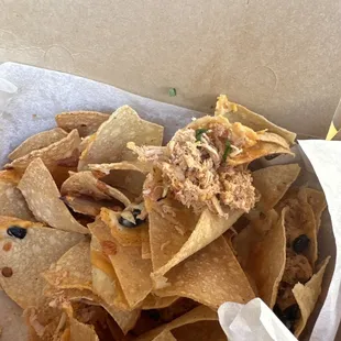 Shredded chicken nachos