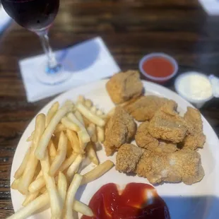 Catfish Nuggets Basket