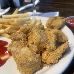 Catfish Nuggets Basket