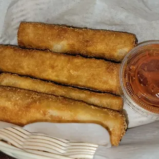 Battered wonton mozzarella sticks