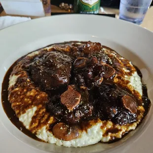 Oxtails and grits