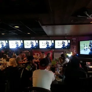Love the way we can see the game from any table .. or chair .... awesome place to gather and catch a game....