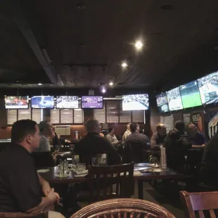 Very busy at 1230 on a Thursday