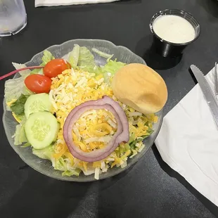 Side salad with ranch