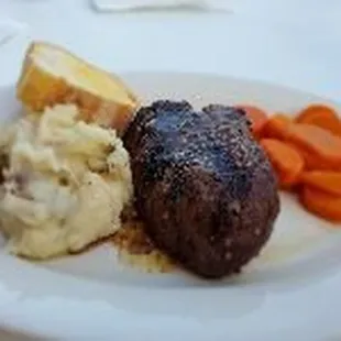 Wednesday $10 steak night