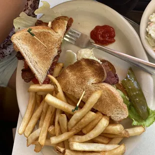 The BLT with fries!