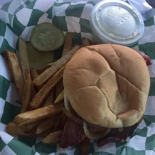 Bacon cheeseburger with sautéed onions