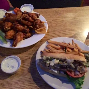 wings &amp; the Philly