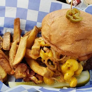 Smokey mac burger.