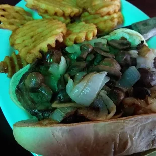 Prime rib sandwich