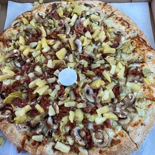 Best pizza with loads of goodies and very nice people