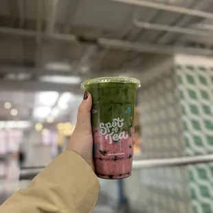 strawberry matcha latte