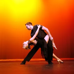 Professionals perform @ Spotlight&apos;s annual Spring Showcase.