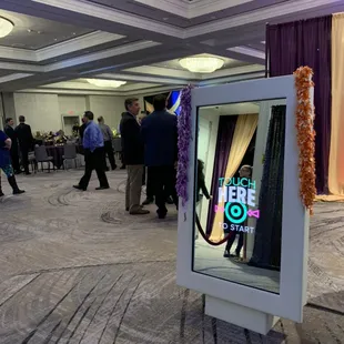 Mirror mirror on the wall.. We&apos;ve got the best looking mirror booth in the planet