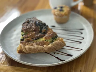 Hatch Bakery And Cafe