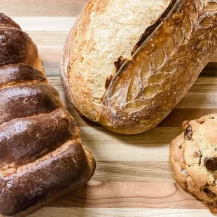 a loaf of bread and a cookie