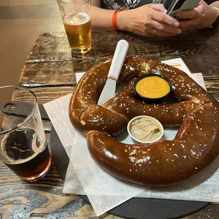 This is HUGE for $15! The cheese sauce has a little kick and it's delicious.