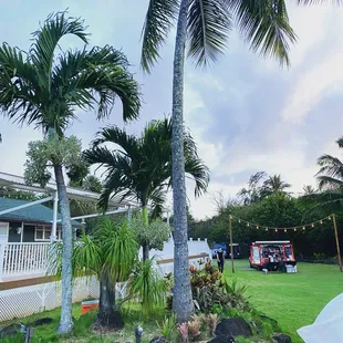 Mobile Coffee Bar on Oahu, Hawaii - specializing in events, weddings, parties and pop-ups.