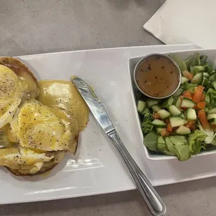 Turkey Avocado Eggs Benedict