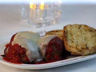 Balistreri's Bluemound Inn