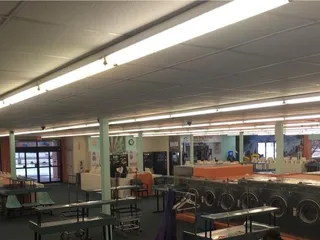 Spring Clean Laundromat
