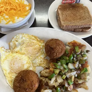 Salmon cakes and grits