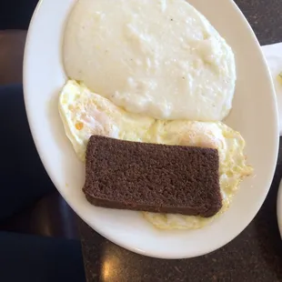 Grits, eggs over easy &amp; turkey scrapple