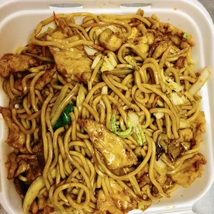 Chicken Lo Mein