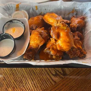 chicken, chicken wings and fried chicken, poultry, fried chicken wings, bbq wings, chicken wings, bbq chicken, fried chicken, food