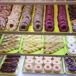 food, donuts, dough desserts