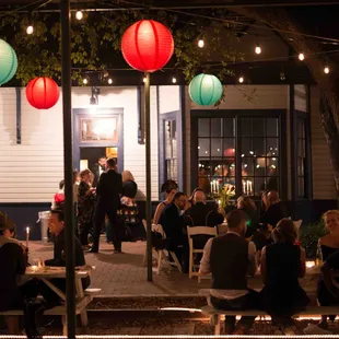 A beautiful wedding at Springdale Station - photo credit Erica Nix