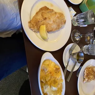 Orange roughy and cheesy potatoes