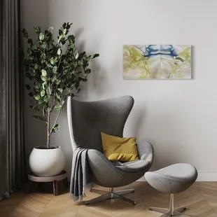 Home decor piece printed with live flowers help