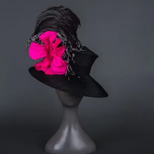 Custom hat for Derby 2019 Photo: Michele Zephier Photography