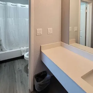 Motel Wichita KS Bathroom