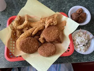 Sam's Place Southern Eatery
