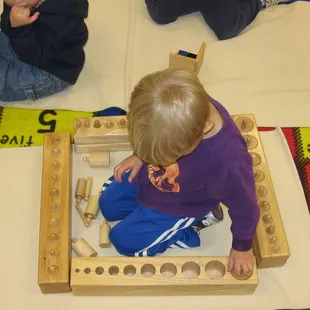 Students gain a sense of responsibility and achievement when they select their activities and extend their create learning.
