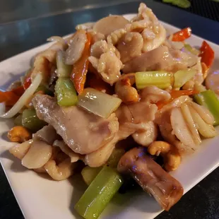 Cashew nut chicken