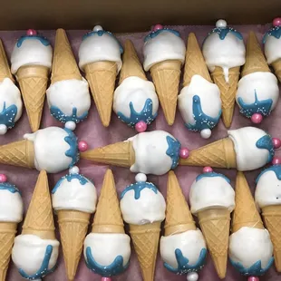 Cone Cake Pops!