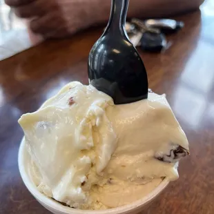 $4.75 for 2 scoops