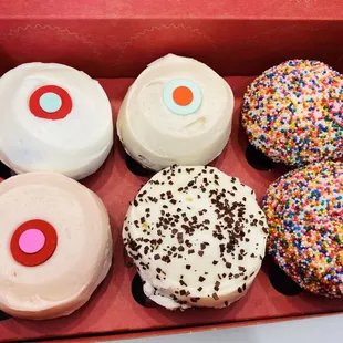 Sprinkles Cupcakes - Happy Mother's Day! :)