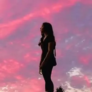 Nina G.