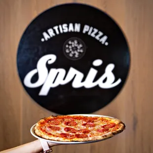 Everyone loves Spris.