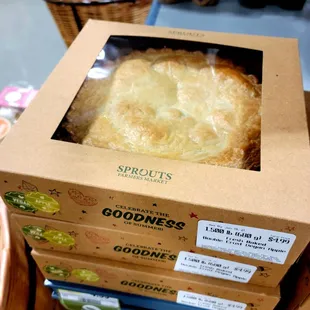 June 2021: A vegan pie. Many vegan &amp; g-free options here.