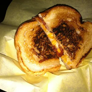 Grilled cheese with cheddar and bacon