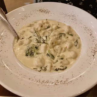 Gnocchi 4 Formaggi E Spinaci